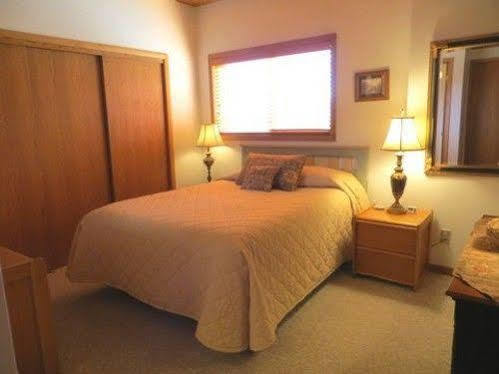 The Wood Creek Lodge By Crested Butte Lodging Exteriör bild